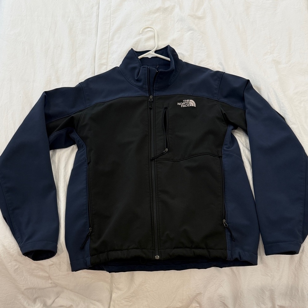 The North Face Men's Black and Blue Rain Jacket